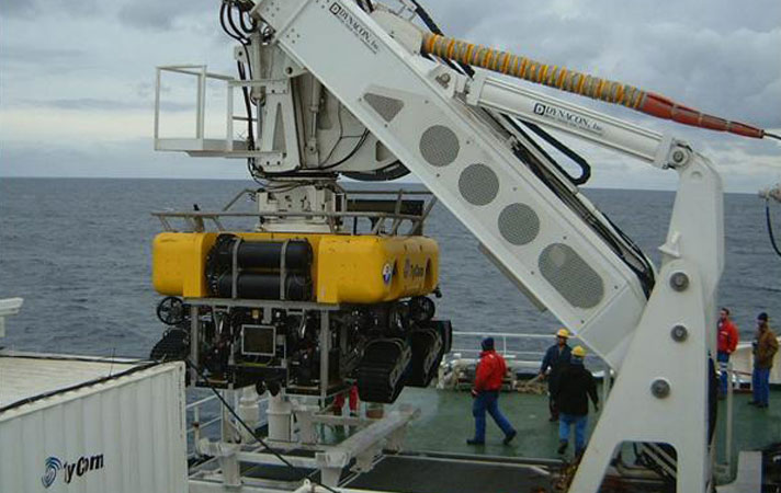 Launching an ROV - Image by courtesy of Tyco Telecommunications